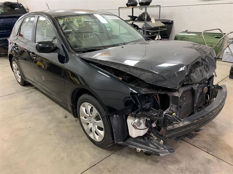 气囊司机车顶涡轮轿车无天窗 2165939 — 第 2/4 张图片