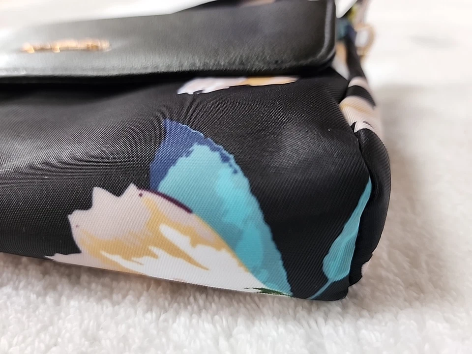 Bandolera Travelon Mujer Negra Con Floral Multicolor Usada Foto 3 de 4