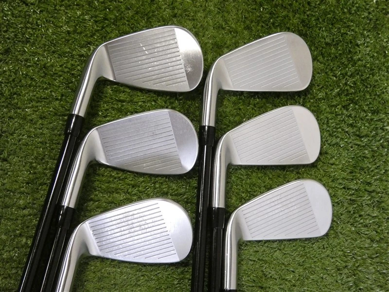 Titleist 2023 T200 Forged Irons 5-P Tensei AV AM(2) Regular Graphite Mid +1" - Image 3 of 4