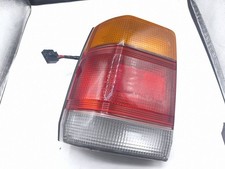Feu arrière Mazda 323