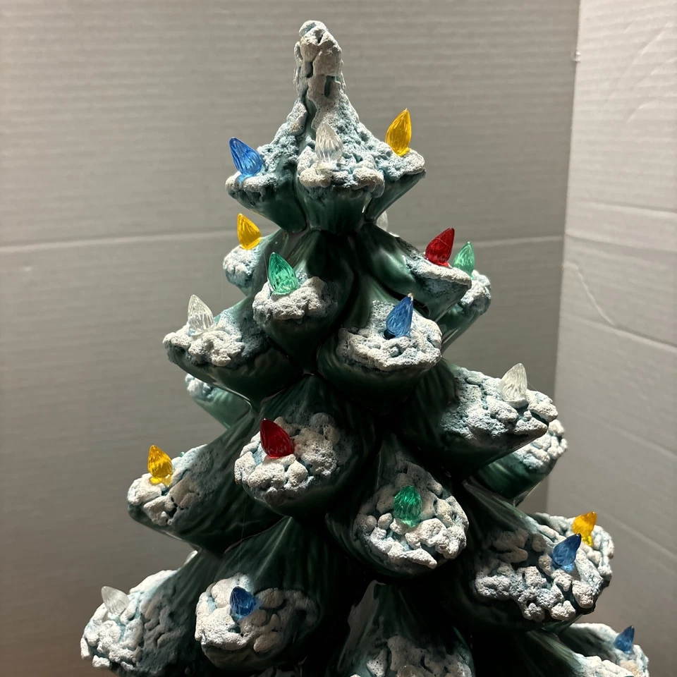 Antigo 1971 21” Cerâmica Árvore de Natal Geada Ponta Verde com Luzes Funcionando Feriado - Imagem 2 de 4