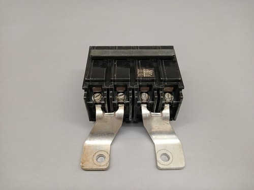 ITE EQ9483 200 Amp 2 Pole Main Circuit Breaker Siemens 120/240VAC 200A - Picture 2 of 6