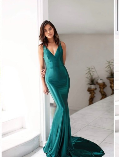 bodycon satin prom dress