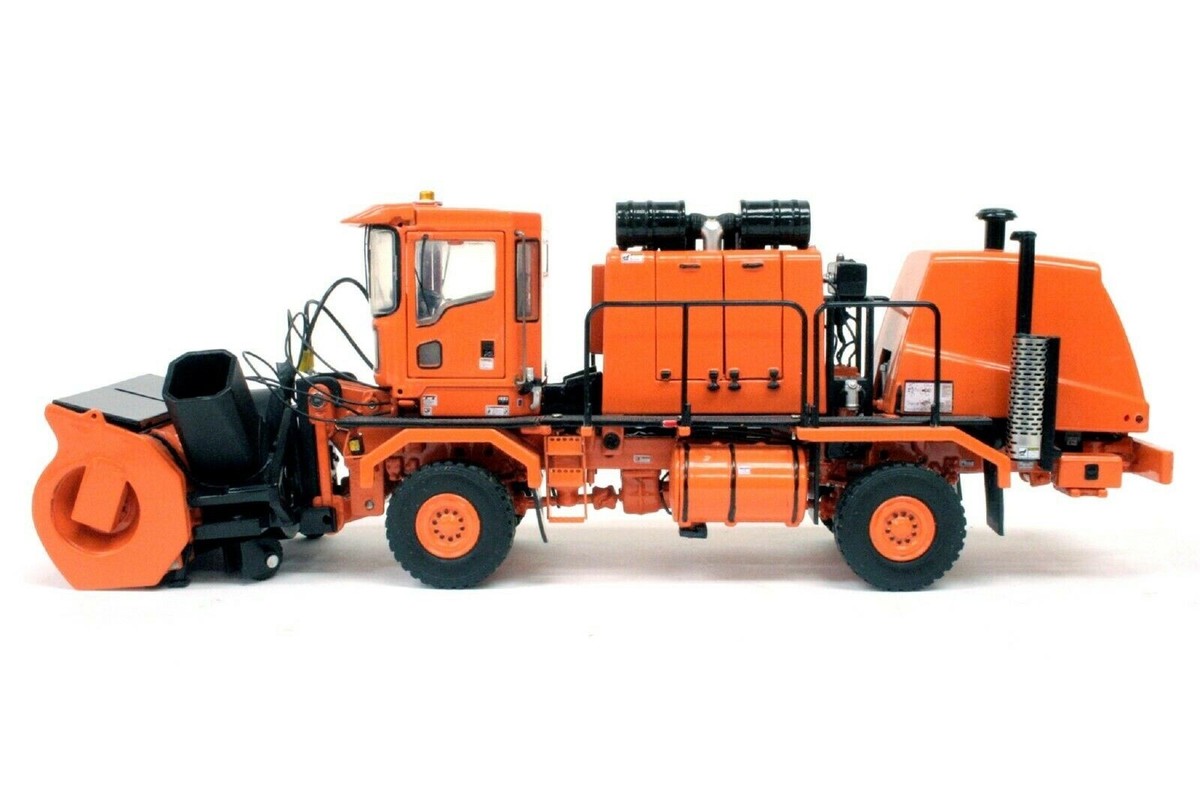 スキー Hal2001 X Oshkosh Truck w/ Snow Blower & Snow Plow - Orange TWH 1:50