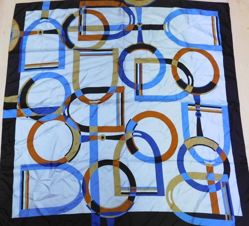 Foulard Vintage 100% Soie Pure - Dimensions 84 X 86 Cm - Imprimé Multicolore Années 80