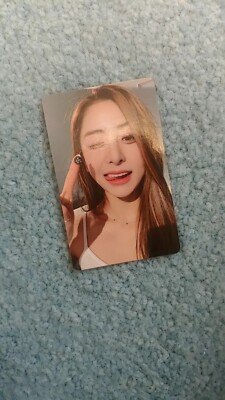 LESSERAFIM Fearless offizielle Fotokarte Yunjin Weverse Ver