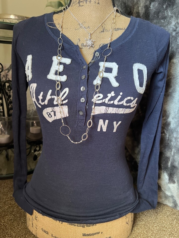 Aeropostale womans long sleeve, ribbed Henley, navy blue teeshirt, Sz