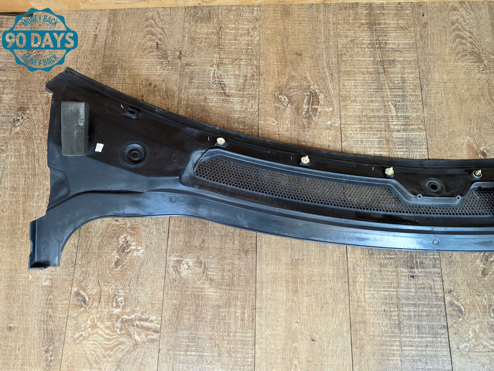 20052016 LAND ROVER LR3 LR4 FRONT WINDSHIELD COWL COVER PANEL VENT