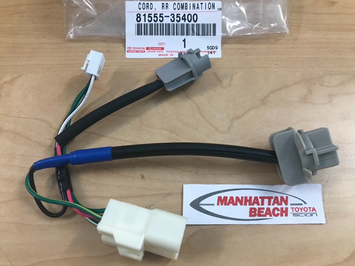 イケサン 14-24 4RUNNER REAR TAIL LAMP LIGHT SOCKET HARNESS 81555