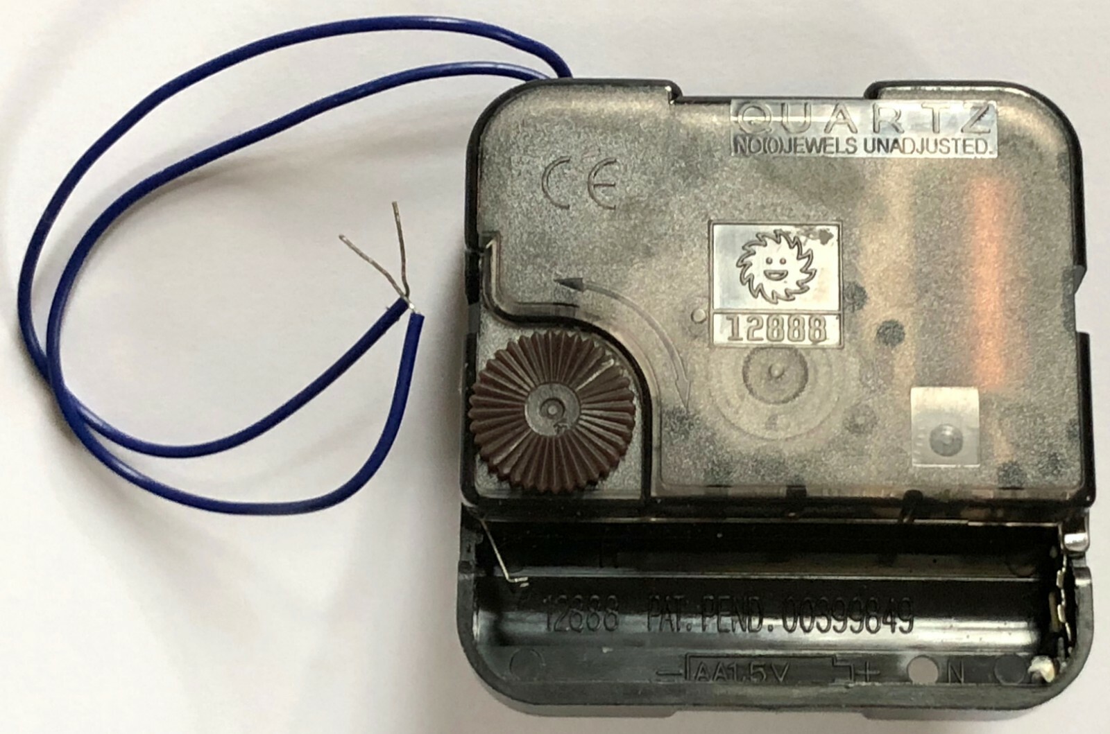 Quartz movement chiming clock kit set or parts, Young Town 12888, shaft