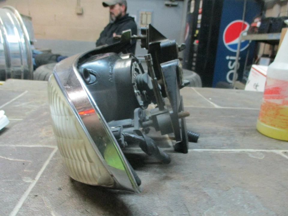 98 99 00 01 02 03 04 05 1998-2005 BLAZER S10 JIMMY MONTAJE FARO IZQUIERDO OEM Foto 4 de 4