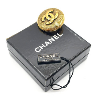 Auth CHANEL Coco Mark Vintage Brooch Gold 1 piece Stamped 1136 W/Box V050367