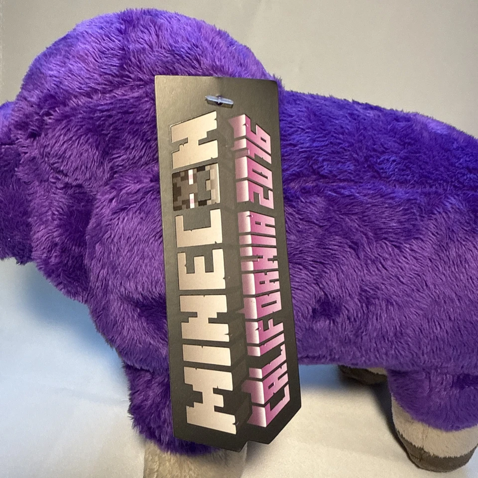 Minecraft Purple Sheep Plush 2016 Mojang 11" Minecon Exclusive Rare Collectible - Image 4 of 4