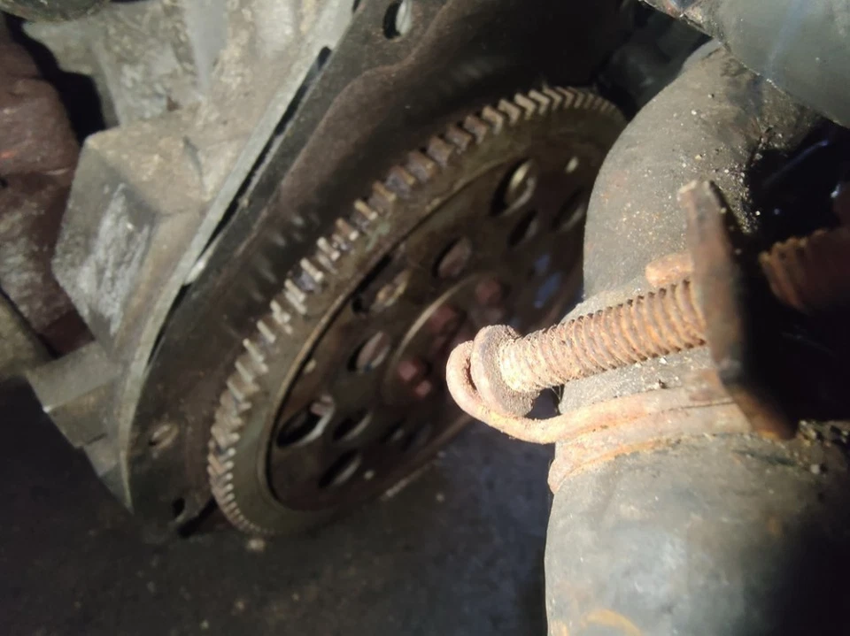 Nissan Micra 1996 Flywheel (for Clutch) used, Genuine FR1296298-66 - Image 2 of 3