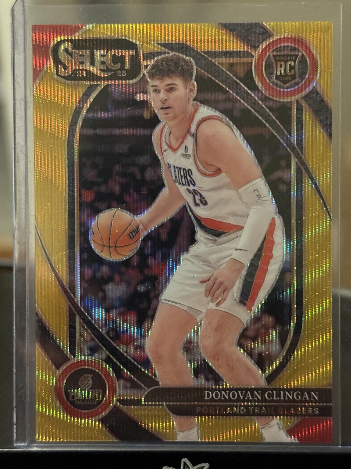 2024-25 Panini Select- Donovan Clingan #270 (RC) [Courtside] - Gold Prizm /10