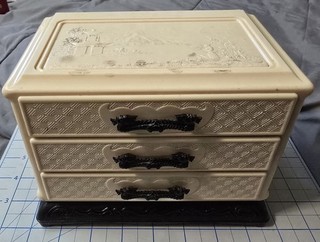 Vintage Small 3 Drawer Oriental Plastic Bakelite? Jewelry Dresser Box