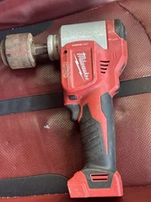 Milwaukee 2676-22 Force Logic M18 10-Ton Knockout Tool Kit - Red