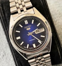 Seiko 5 Automatic Men’s Watch Blue Sunburst Dial 17 Jewels Japan Made 7009