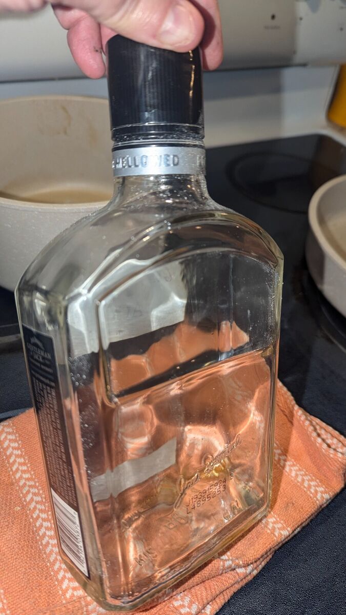 Gentleman Jack Tennessee Whiskey RARE - 750 Ml for sale Gentleman Jack Tennessee Whiskey RARE - 750 Ml for sale
