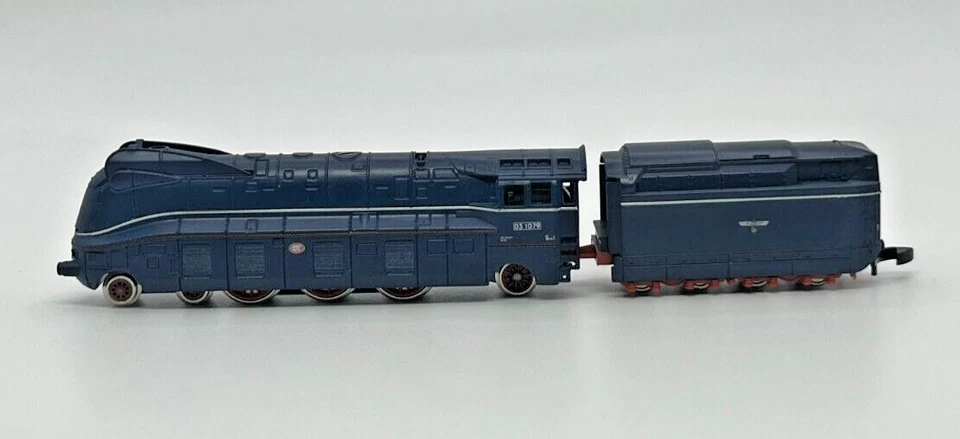 Locomotora de vapor aerodinámica escala Z Marklin 8890 German State RR DRG clase 03.10 Foto 3 de 4