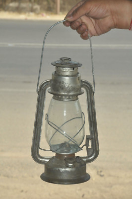 Vintage Chawlyn EFAR 609 Iron Kerosene Lamp/Lantern , England | eBay