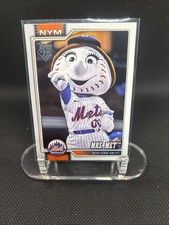 2026 Topps Mrs. Met #M-14 BASEBALL CARD New York Mets Mascots