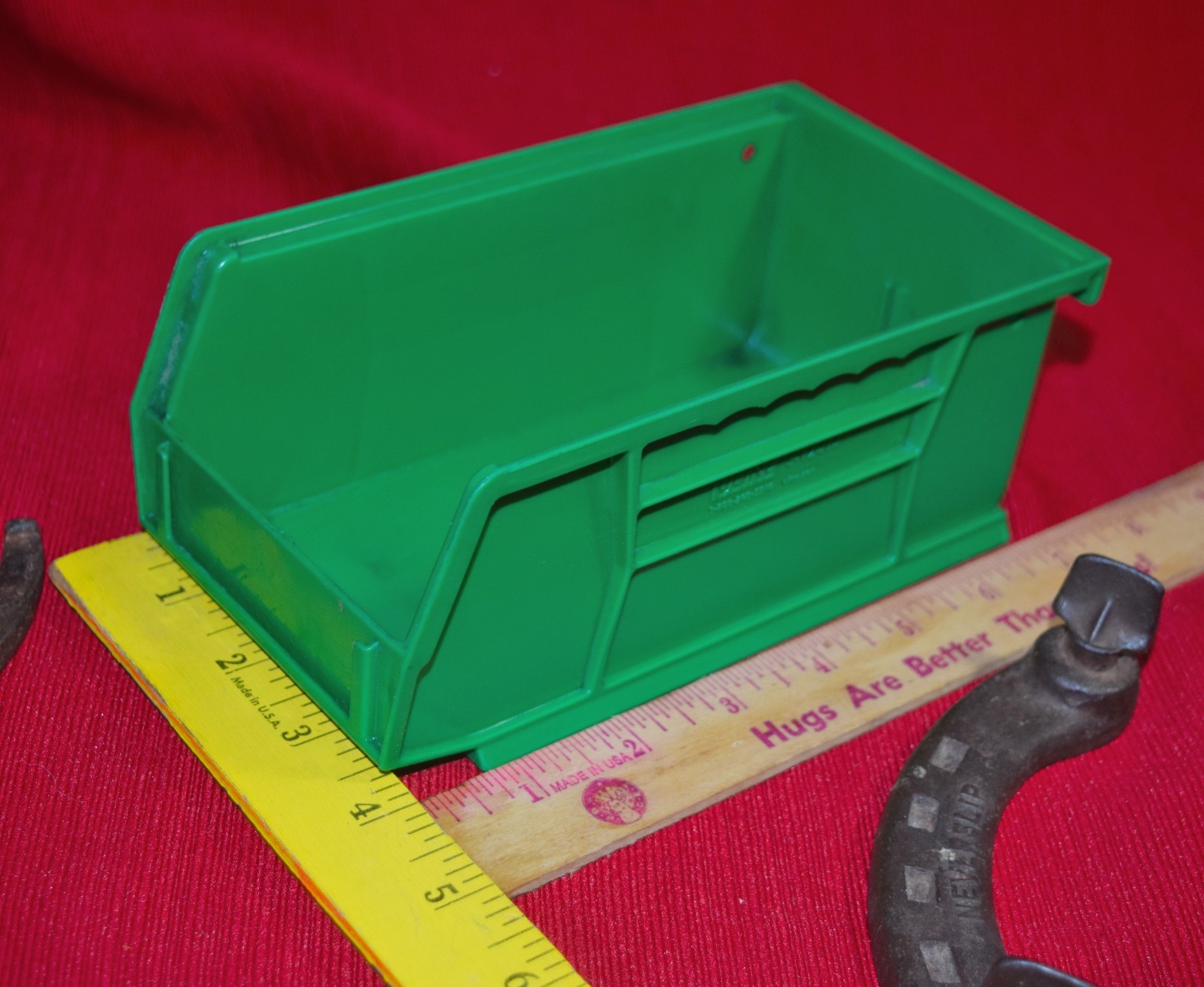 Uline S-12414 Plastic Stackable Storage Bins 7.5"x4"x3" Green Industrial Grade