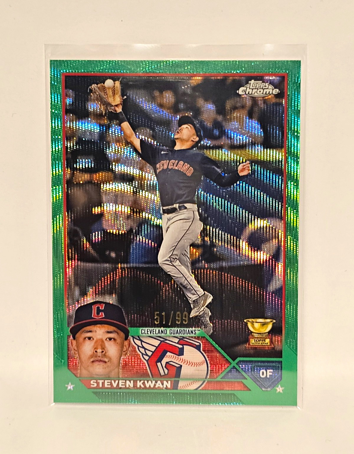 Topps 2023 Topps Chrome Steven Kwan #107 Green Wave Refractor /99 Guardians