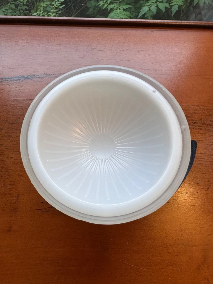 Gary Fong Lightsphere White Diffuser w/ Dome and Hook And Loop Strap 138 - Image 4 of 4