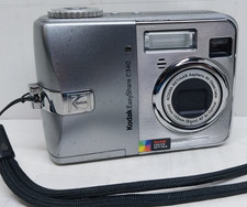 Kodak EasyShare C340 5.0MP Digital Camera Silver *For Parts or Repair*