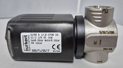 Burkert 6240 Servo-assisted 2/2-way piston valve