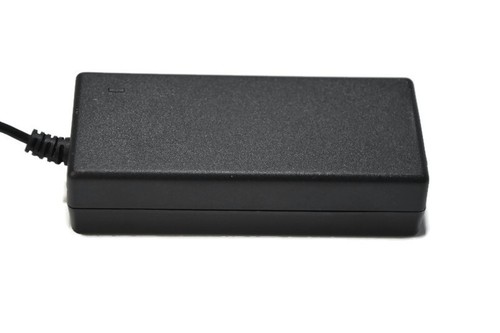 Switchbox TRG45A240 AC 3 Form Desktop Netzteil - Bild 4 von 5