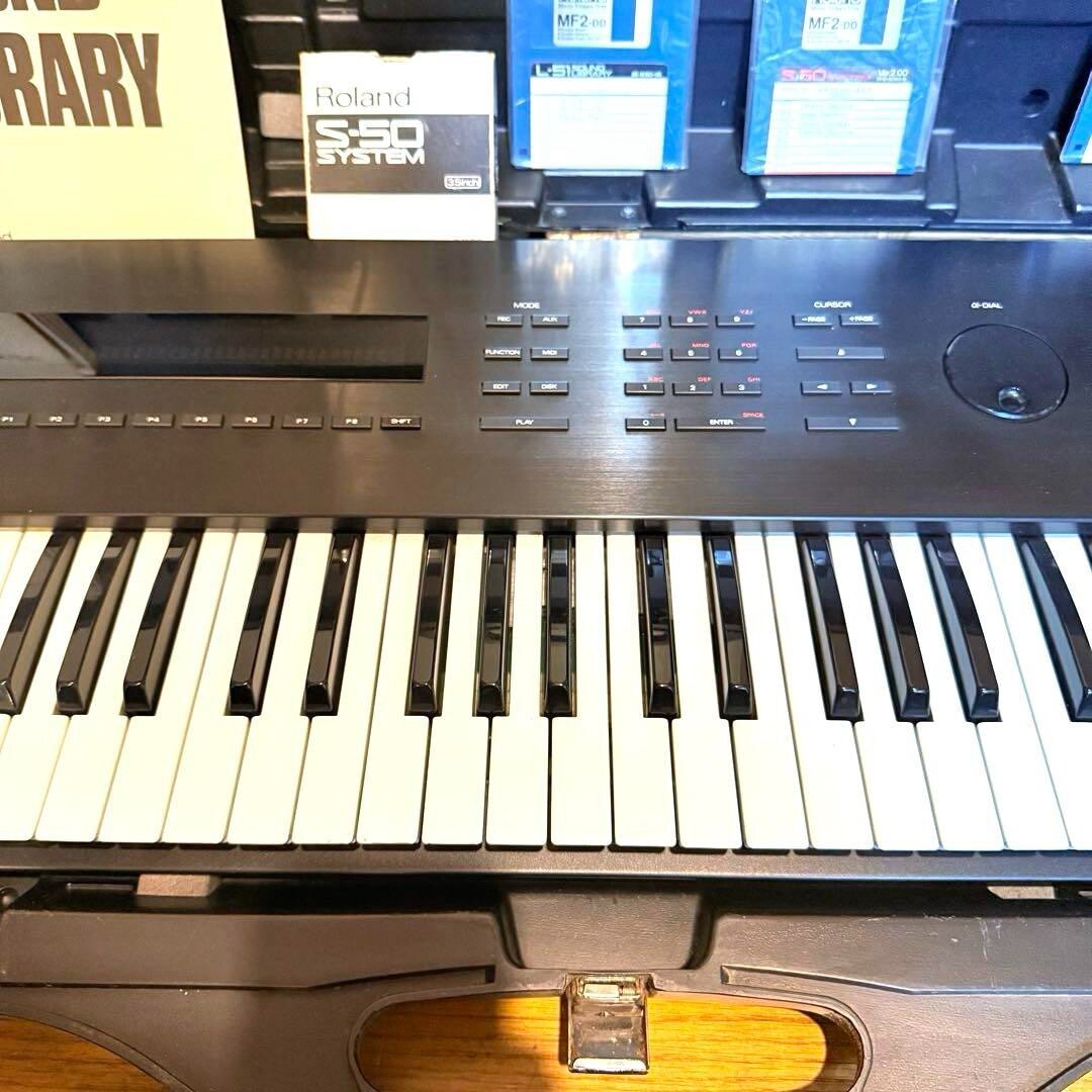 Rare Roland S-50 Sampler | 12-bit/16-bit Engine | w/ Case