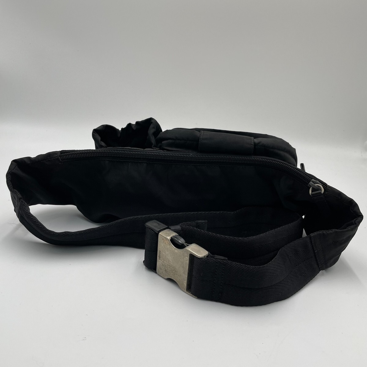 PRADA ブラック ボディバッグ VA0056 PRADA Belt Bag Black VA0056 Body Bag Waist Pouch Nylon Black