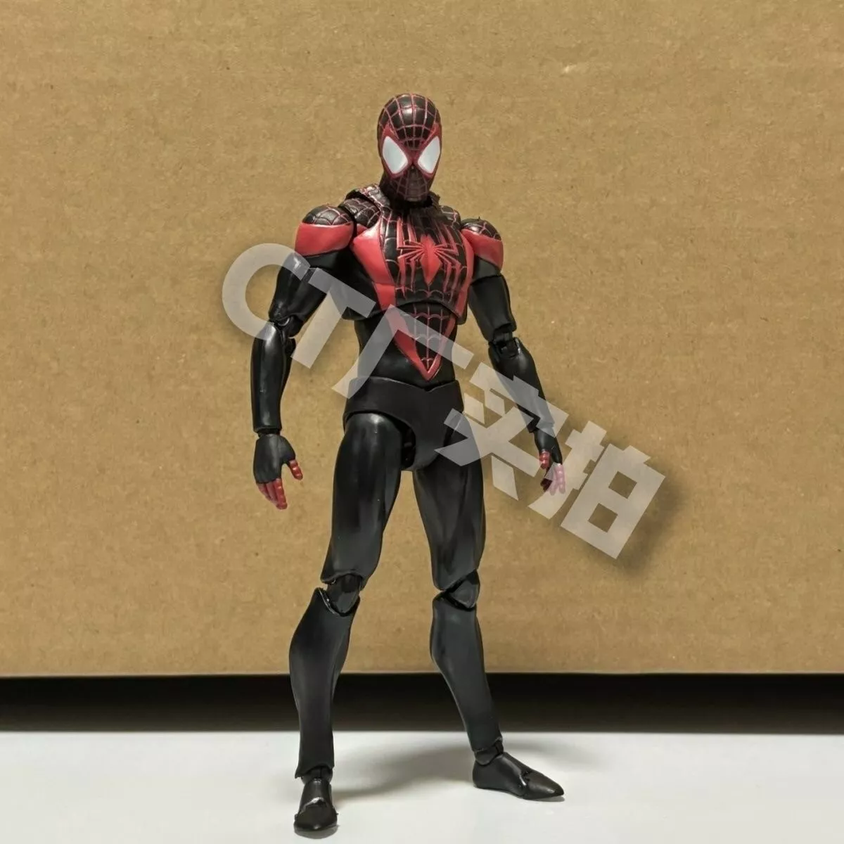 In Stock Medicom Toy MAFEX No.092 Miles Morales Spider-Man In Stock Medicom Toy MAFEX No.092 Miles Morales Spider-Man