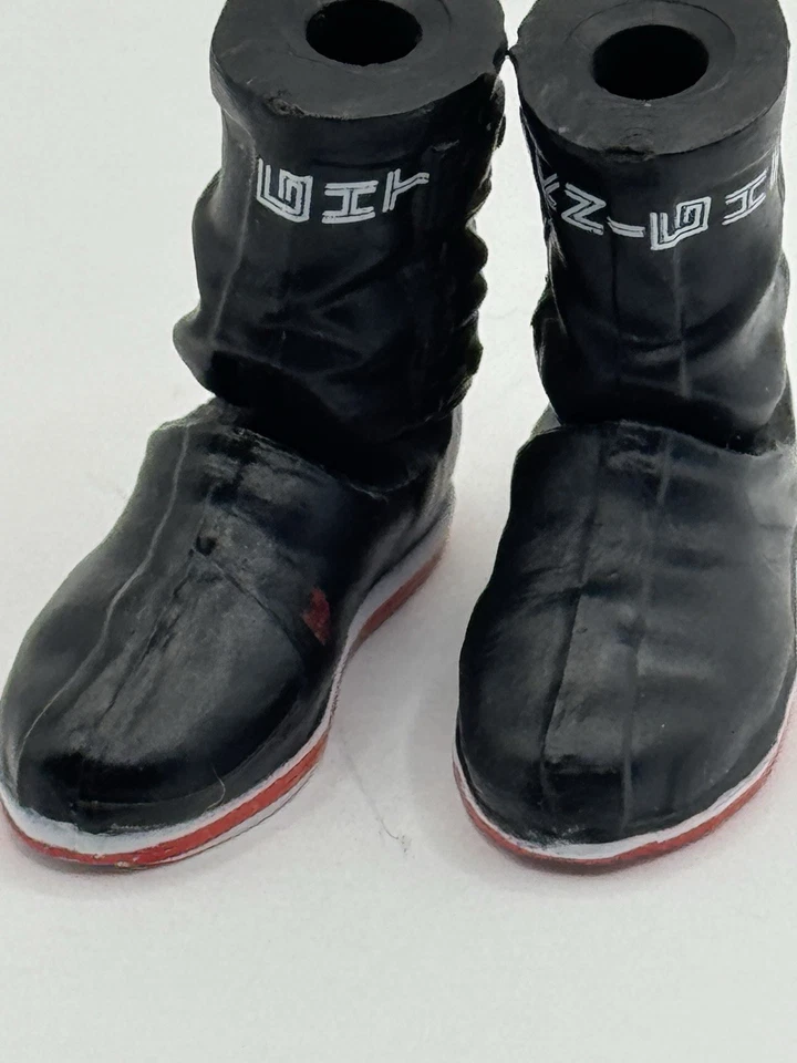 WWE Elite Defining Moments - LA Knight Jordan 11 Botas Forraje Mattel Escala 1/12 Foto 2 de 4