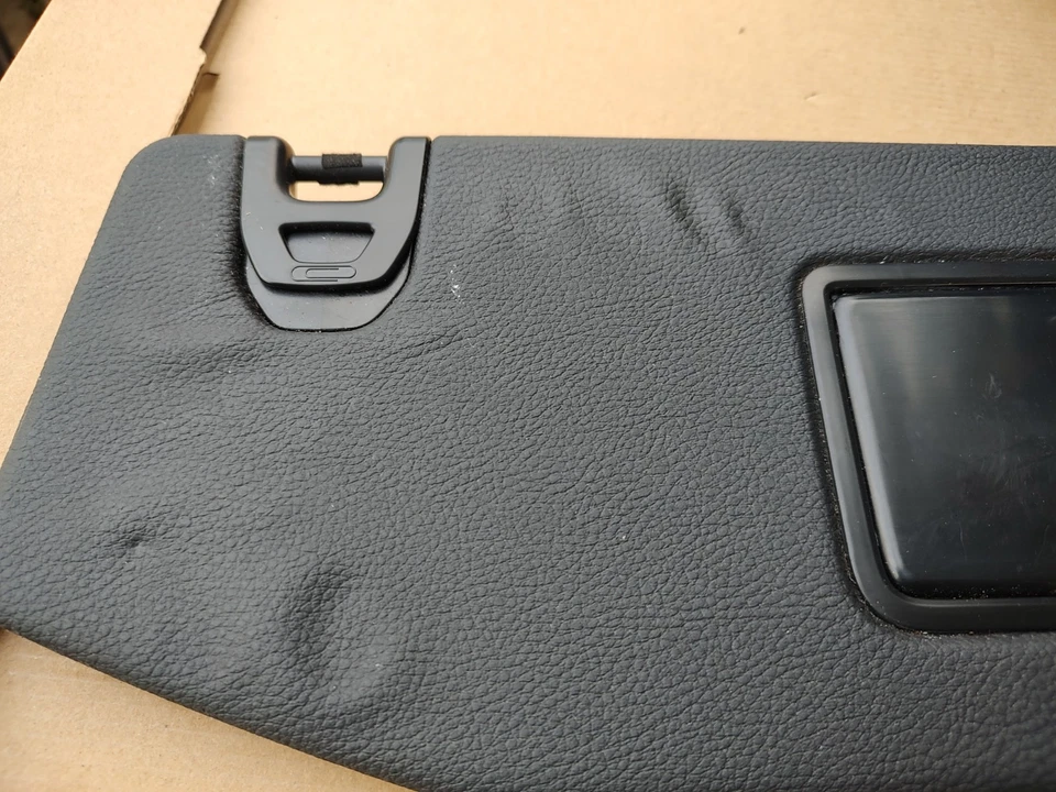 Jeep Wrangler Gladiator 2018-2023 OEM parasol interior 04680652AA JT5 Foto 3 de 4