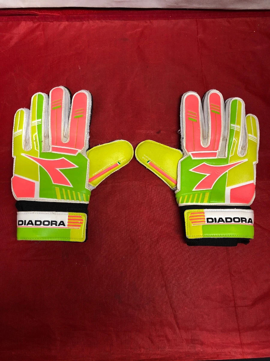 Diadora soccer gloves hotsell