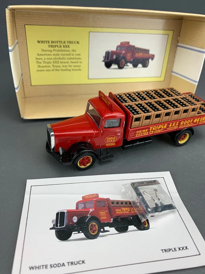 Corgi Classics 98459 White Motor Co • Triple XXX Root Beer Truck NIB! D1088 - Image 2 of 4