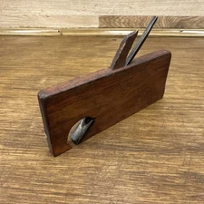 Vintage Wooden Shoulder Plane - Small - Woodcock Iron 