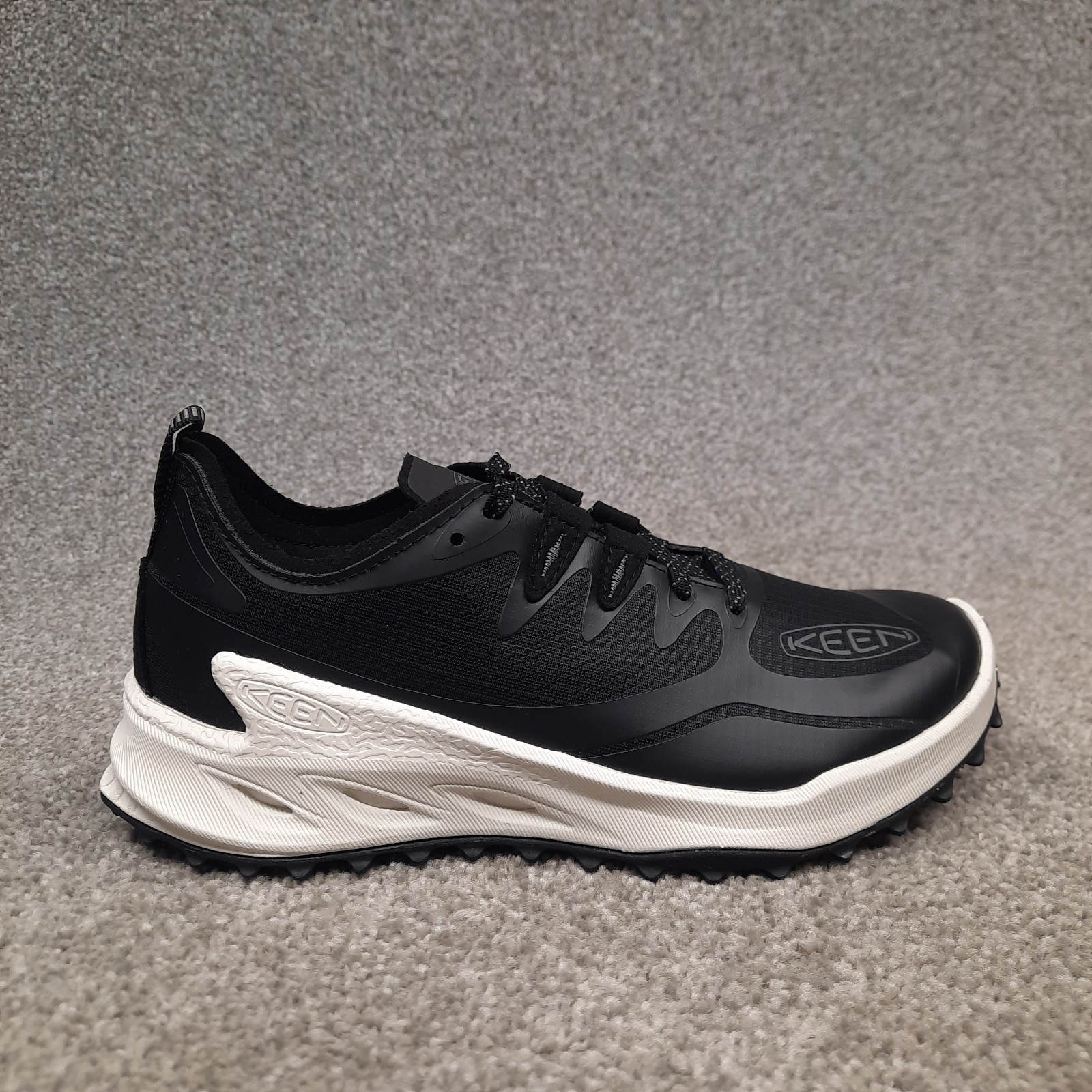 Scarpe da corsa Keen Zionic Speed Trail sneaker donna taglia 9 nere stringate basse