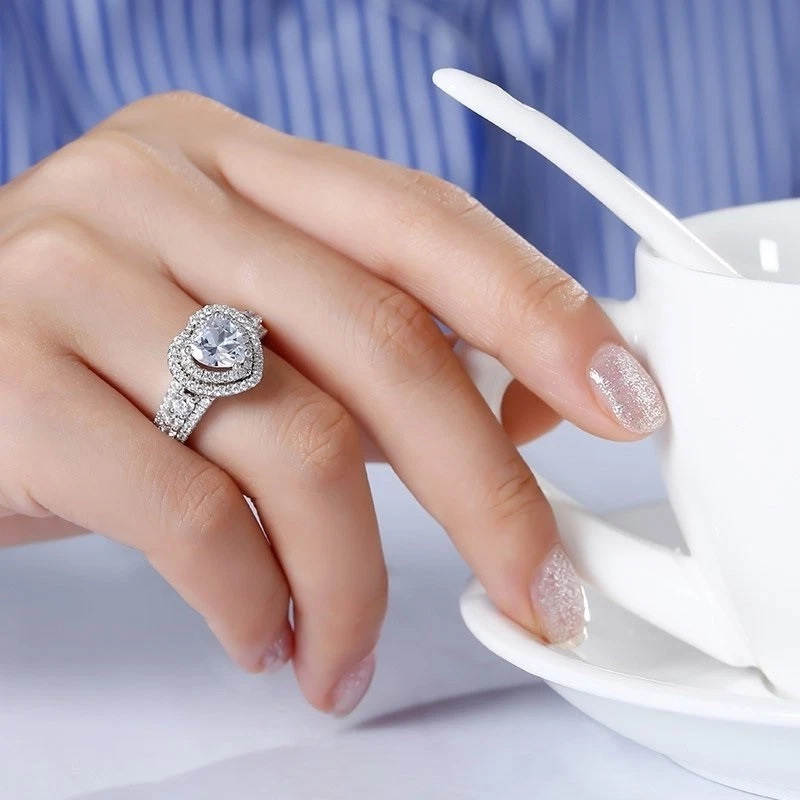 2.50Ct Heart Cut Diamond Lab-Created Halo Engagement Ring 14K White Gold Plated - Image 3 of 4