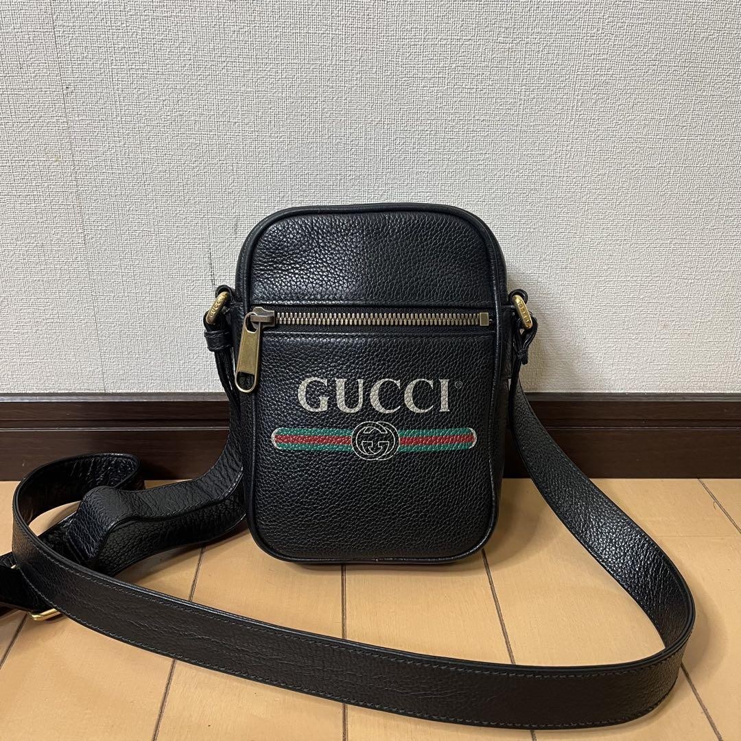 Gucci Vintage GG Logo Leather Grain Black Crossbody Bag for Men & Women