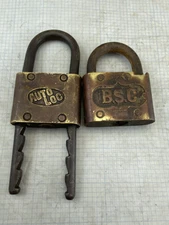 2 Vintage Sea Bag Auto Loc B.S.C.  Padlock Lock NO KEY Old Used