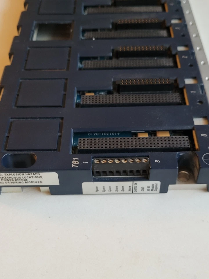 Ge Fanuc IC695CHS012-CA Rx3i 12 ranuras con módulo de llenado Foto 4 de 4