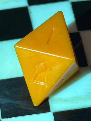 WOW CONDITION! Vintage Mentzer d8 orange uninked rpg ad&d dice 120823@