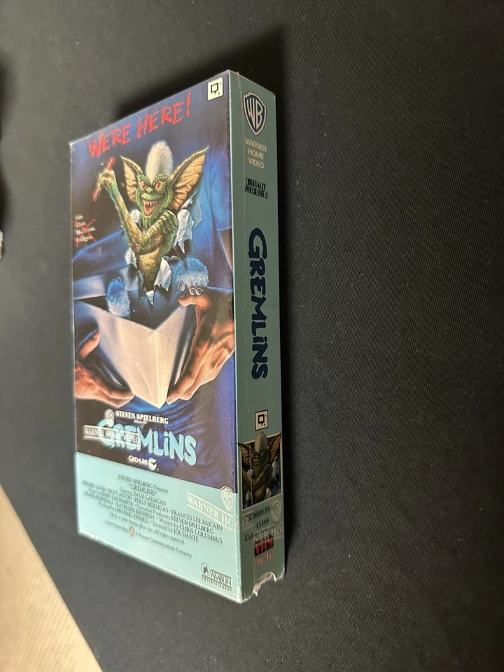 FIRST RELEASE GREMLINS 1985 VHS BRAND NEW FACTORY SEALED VTG WB WATERMARKS RARE - Image 4 of 4