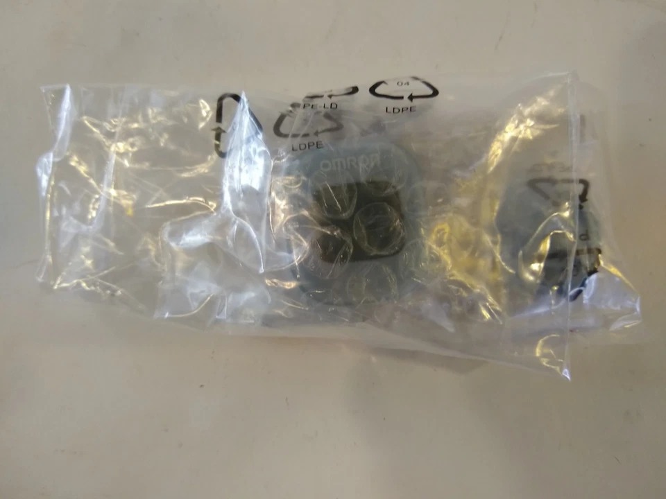 Omron Alvita Wireless Activity Tracker Bluetooth Smart HJ-327T - Image 4 of 4