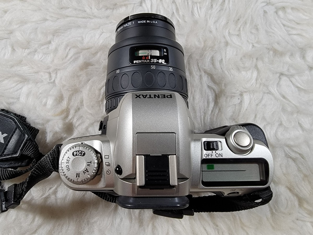 t. 2体セット Pentax ZX-50 35mm SLR Film Camera with 35-80mm Lens, Bundle