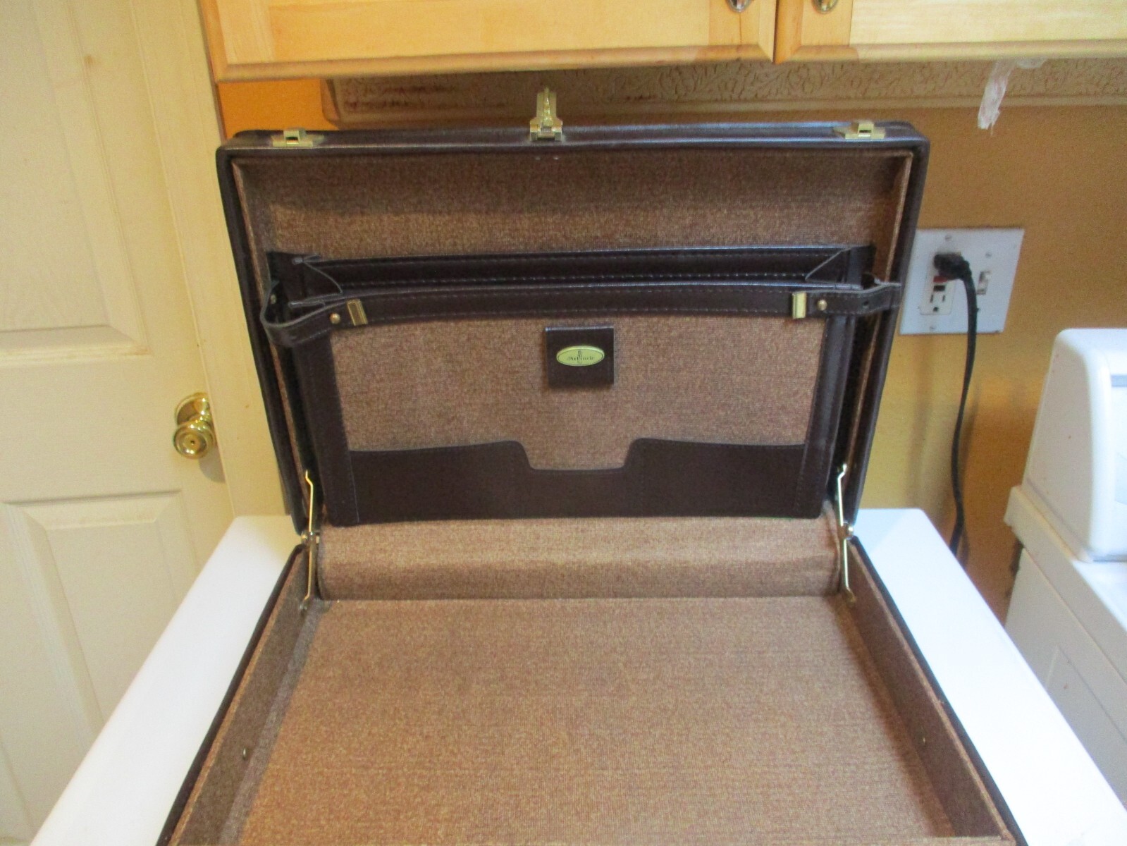 Vintage Airway Pilot Briefcase Combo Lock Brown Leath… Gem